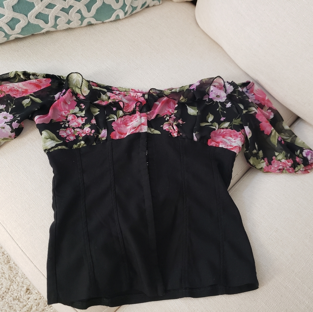 Flowy Top